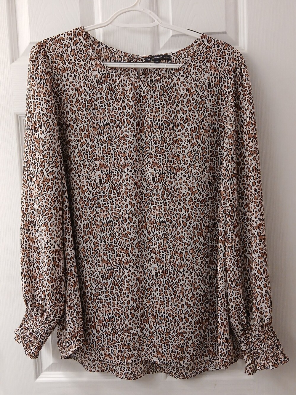 Adrianna Papell Blouse – XL – Leopard Print – Long Sleeve – Keyhole Back